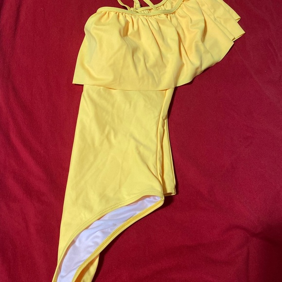 Yellow Off-Shoulder Swimsuit - Picture 8 of 11